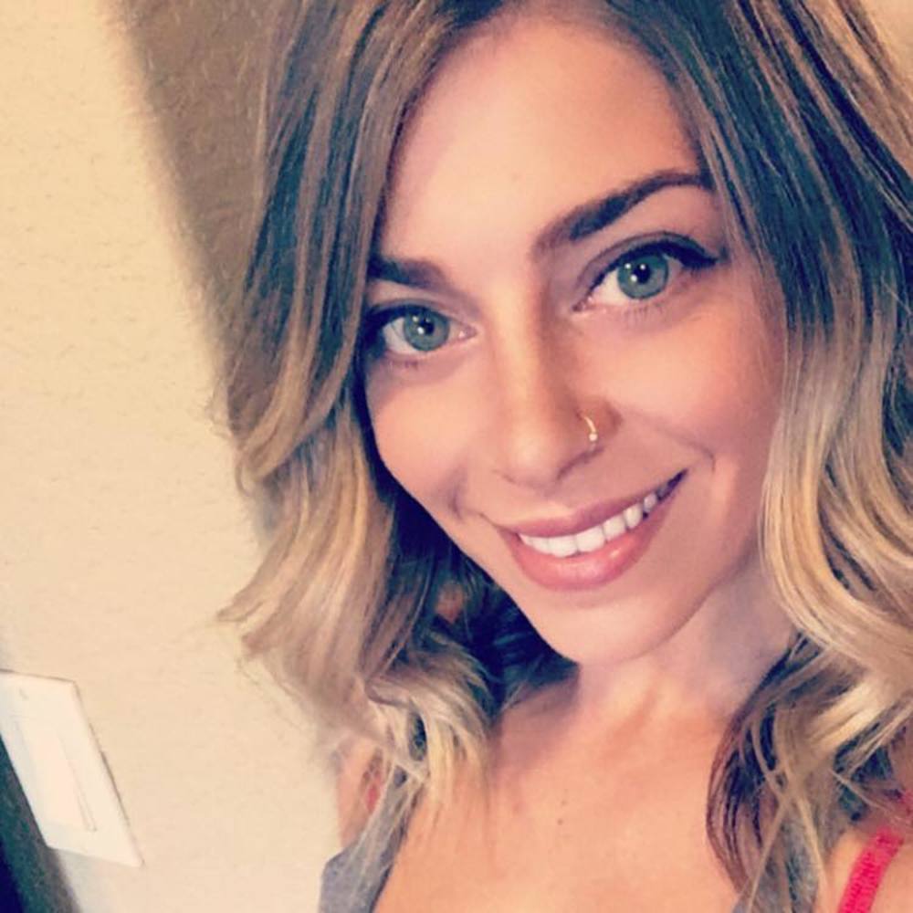 Meet your Posher, Allyson